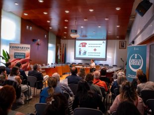 Lloret detecta una cinquantena de casos de soledat no volguda entre majors de 70 anys