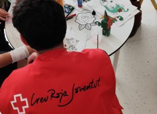 Creu Roja Joventut va atendre més de 1.200 infants hospitalitzats al Trueta durant el 2025