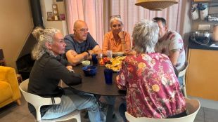 Famílies acollidores de Girona denuncien que hi ha 115 nadons en centres mentre esperen infants