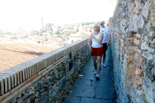 Girona destina 100.000 euros a planificar el futur de la seva muralla històrica