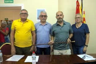 La moció de censura de Pont de Molins prospera i converteix en alcalde Miquel Àngel Castaño