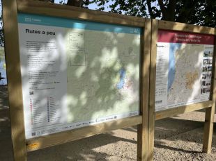 Banyoles renova més de 150 senyals turístics i les connecta a una plataforma digital