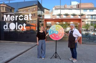 Olot impulsa una campanya per facilitar el relleu dels comerços de la ciutat