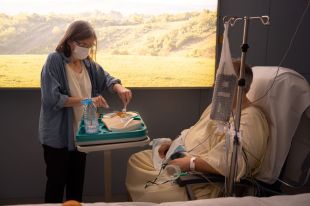 El Trueta obre l’UCI a les famílies amb visites més flexibles i participació en les cures