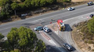 Tres ferits en un accident entre tres vehicles al trencant de l'N-260 amb la C-26 a Ordis