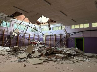 S’esfondra part del sostre del gimnàs de l’Escola Salvador Dalí de Figueres