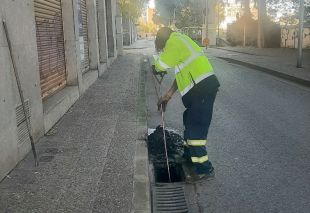 Girona ja ha netejat més de 7.800 embornals i 4,7 quilòmetres de reixes aquest 2026