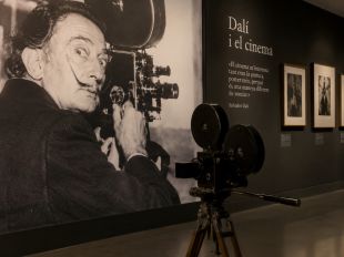 De Buñuel a Hitchcock i Disney: Begur redescobreix la passió de Dalí pel cinema