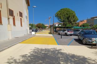 Un menor atropellat i una desena de caigudes als nous accessos d’una escola de Banyoles