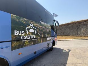 El Bus Castell de Figueres transporta més de 900 usuaris en un mes d'estiu