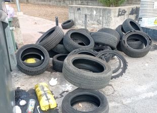 L'Ajuntament de Girona sanciona un taller amb 5.001 euros per abocar pneumàtics
