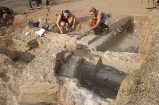 Desenterren unes termes de luxe de fa gairebé 2.000 anys en una vil·la romana de Calonge