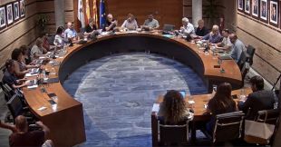 Roses congela els impostos per al 2027 i crea una bonificació a la plusvàlua