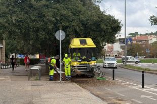 Girona intensifica la neteja i suspèn activitats per les fortes pluges