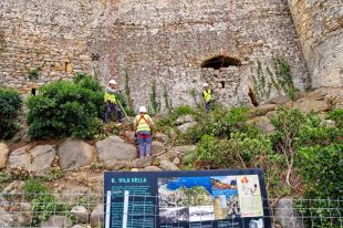 Comencen les obres d'emergència a la muralla de Tossa de Mar per esquerdes