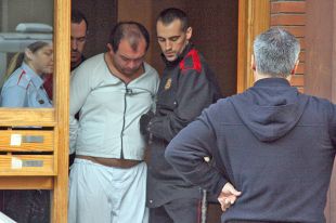 El pare que ha matat la seva filla a Girona ha decapitat la nena amb un ganivet