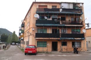 Veïns de la Creueta denuncien pressions d'un fons inversor per fer-los fora