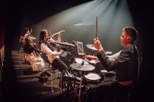 El projecte e-STRINGS porta a l'Auditori de Girona un directe de cordes elèctriques