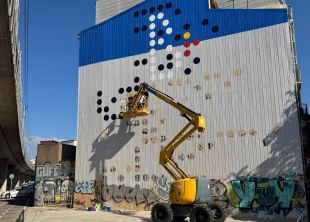 Girona estrena una intervenció artística inspirada en Joan Brossa