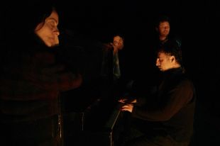Temporada Alta recupera els actors de ‘Neva’ tretze anys després amb ‘Navegar por el Neva’