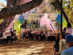 La cursa ''Corre per les mames'' bat rècord amb 7.326 participants gironins