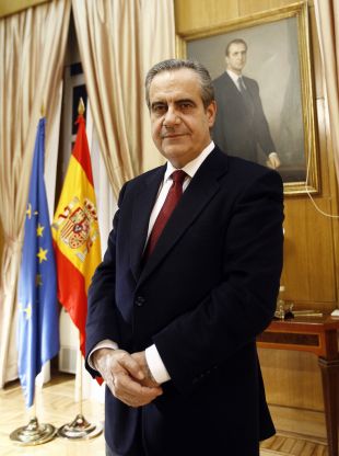 Corbacho diu que els municipis amb més immigració han de rebre més recursos econòmics 