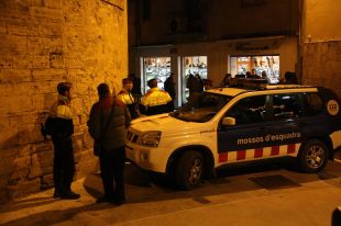 Maten a ganivetades la propietària d'una sabateria de Banyoles 