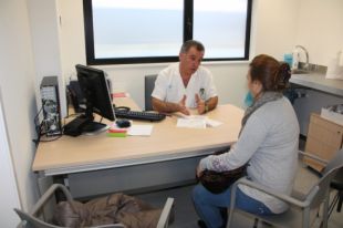 Més de 170 metges, infermers i administratius reforçaran els CAP gironins aquest estiu