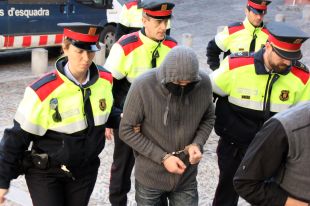 Jutgen un home per voler matar l'exparella amb un tornavís i cremar-li el pis a Blanes
