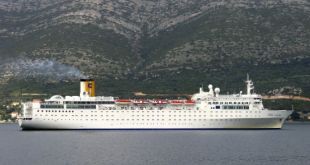Dues persones de Vic i una altra de Girona entre els passatgers del creuer a la deriva Costa Allegra