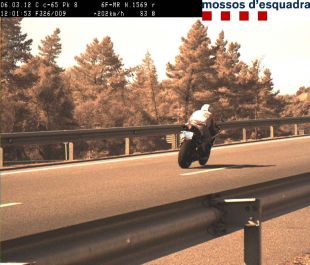 Enxampen un motorista que circulava a 202 quilòmetres per hora per la C-65 a Llagostera