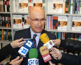 Duran demana al PP i Ciutadans que 'no tornin a furgar' en temes com el del català a l'escola