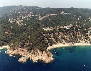 Urbanisme ajorna la decisió sobre l'hotel a cala Morisca