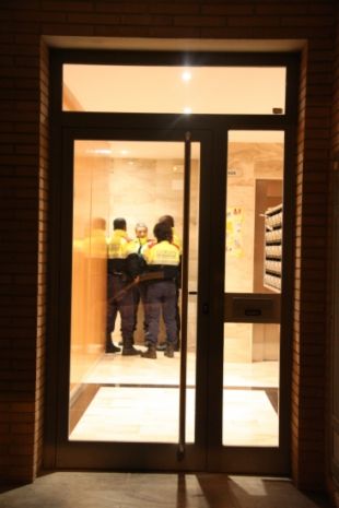 Els Mossos asseguren que l'agent 'es va veure obligat' a actuar en legítima defensa 