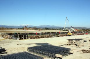 Caldrà tramitar de nou els permisos per construir la subestació de distribució de la MAT a Riudarenes