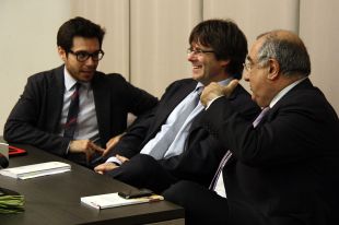 Els assessors de comunicació: imprescindibles per als polítics o vampirs del poder?