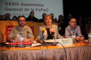 La Federació de Pares i Mares d'Alumnes de Catalunya reclamen la sisena hora a les escoles