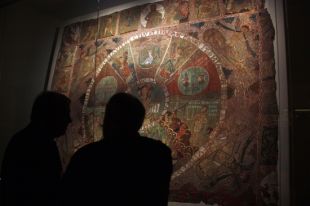 El Tapís de la Creació torna a la Catedral de Girona completament restaurat