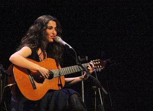 Sílvia Pérez Cruz presenta en un Liceu ple el seu primer disc en solitari, '11 de novembre'