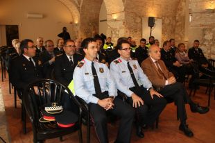 Les policies locals gironines demanen tenir més varietat d'armes per actuar