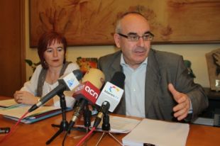 Blanes elimina complements i redueix hores extres dels treballadors públics