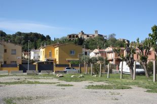 La comissió gestora de Medinyà rep com un gerro d'aigua freda el recurs al TC
