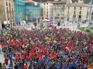 2.000 infants, joves i monitors celebren la trobada general dels Esplais Catalans a Ripoll
