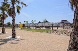 Denuncien que el Consell Comarcal de l'Alt Empordà deu 57.000 euros en beques menjador