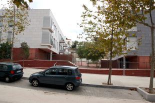 Cau un 65% en tres anys el número de desnonaments iniciats d'habitatges socials de lloguer
