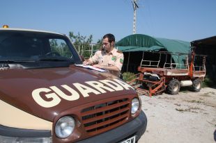 Els guardes patrullaran 100 kms cada nit per evitar robatoris als camps de l'Armentera i Ventalló
