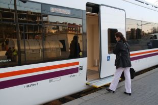 Renfe amplia els horaris entre Barcelona i Figueres a partir d'aquest diumenge