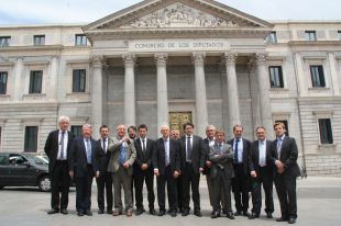 Els alcaldes gironins marxen de Madrid preocupats pel futur del desdoblament de l'N-II