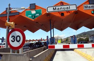 Ábalos descarta prorrogar les concessions de l'AP-7, l'AP-2 i la C-33