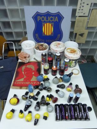 Els mossos comissen material perillós que uns manifestants volien fer servir a Girona 